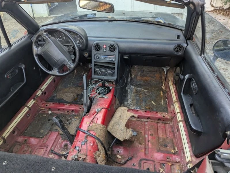 1992 Mazda NA MX-5 Miata - Image 4 of 9