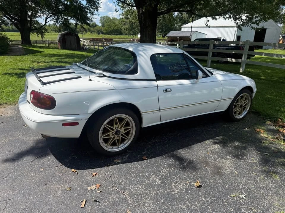 1992 Mazda NA MX-5 Miata - Image 3 of 6