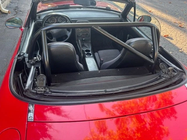 1992 Mazda NA MX-5 Miata - Image 17 of 18
