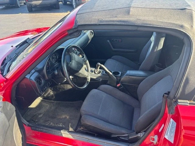 1992 Mazda NA MX-5 Miata - Image 12 of 18