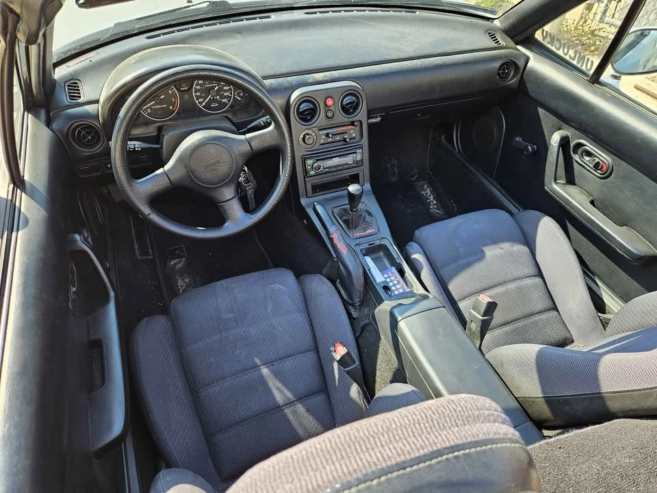 1992 Mazda NA MX-5 Miata - Image 11 of 15