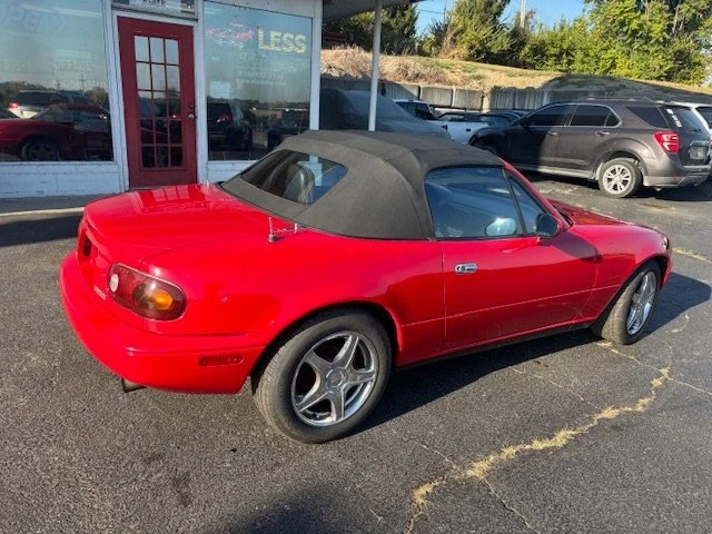 1992 Mazda NA MX-5 Miata - Image 5 of 18