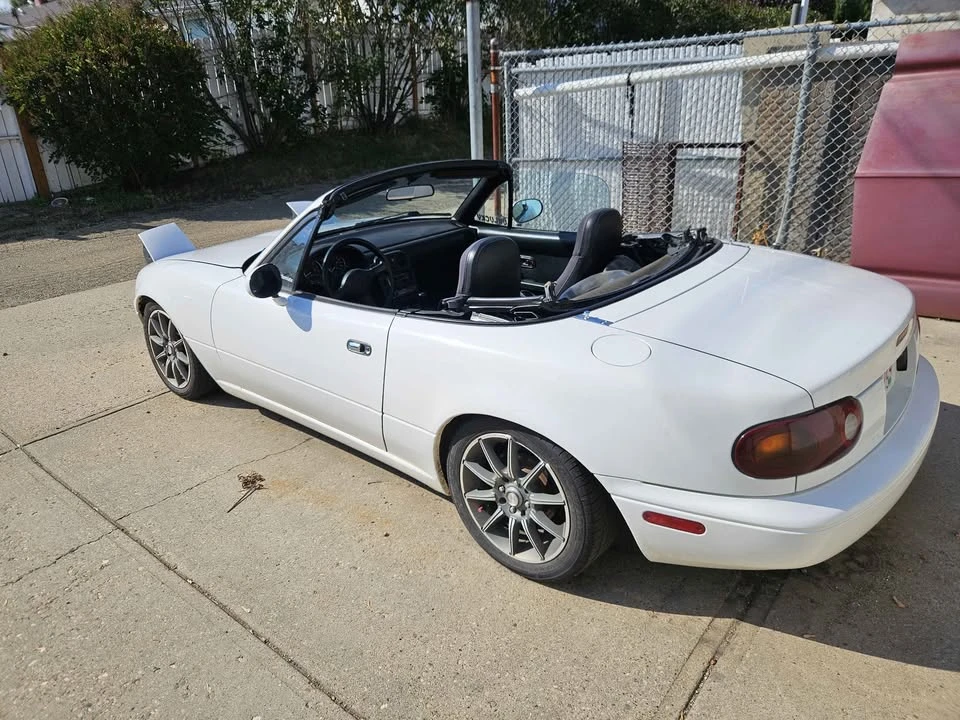 1992 Mazda NA MX-5 Miata - Image 7 of 15