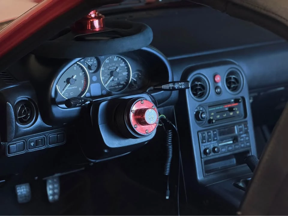 1992 Mazda NA MX-5 Miata - Image 6 of 12