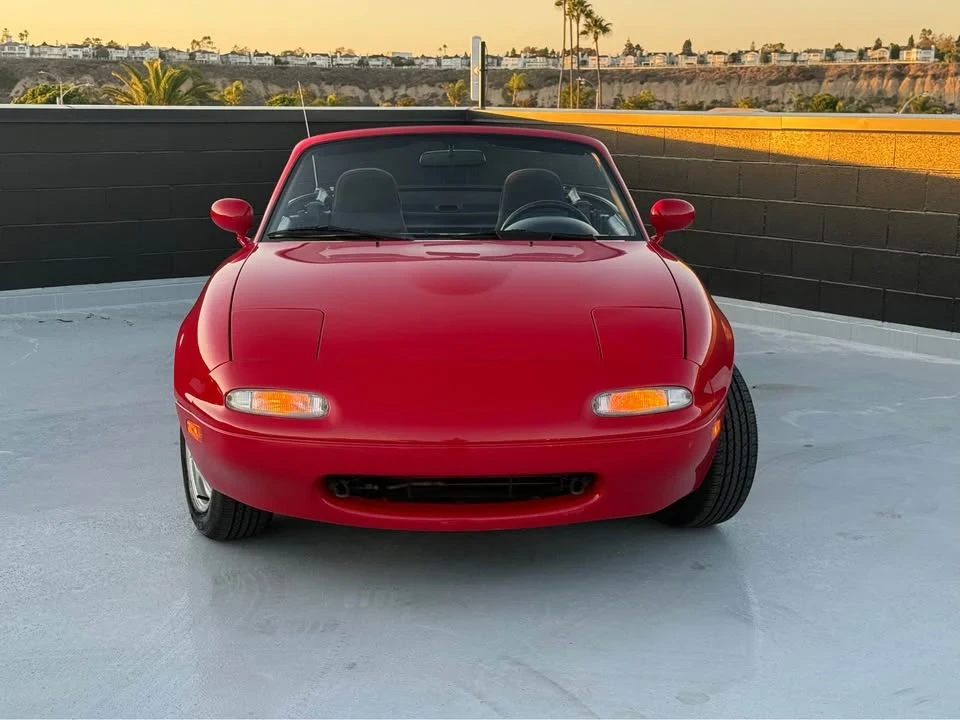 1992 Mazda NA MX-5 Miata - Image 2 of 17