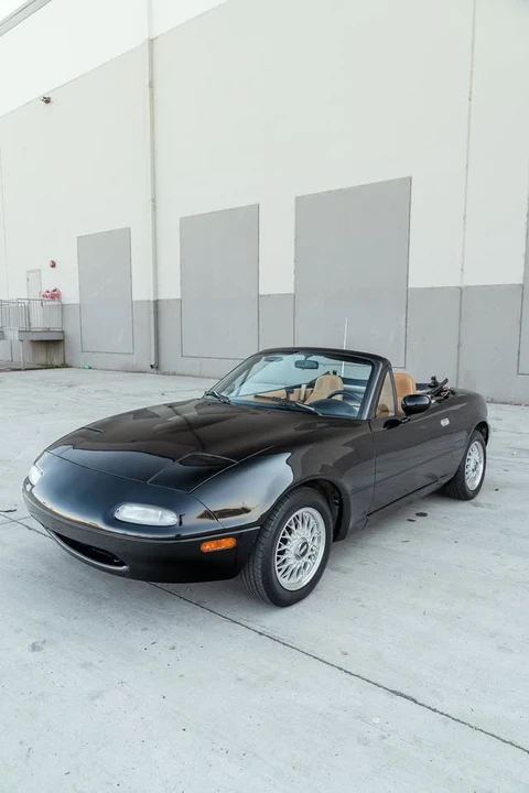 1992 Mazda NA MX-5 Miata - Image 18 of 20