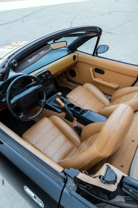 1992 Mazda NA MX-5 Miata - Image 15 of 20