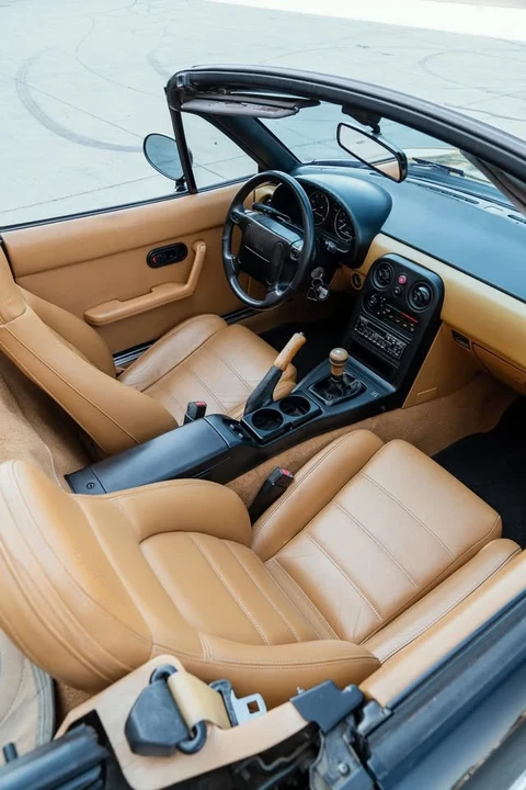 1992 Mazda NA MX-5 Miata - Image 16 of 20