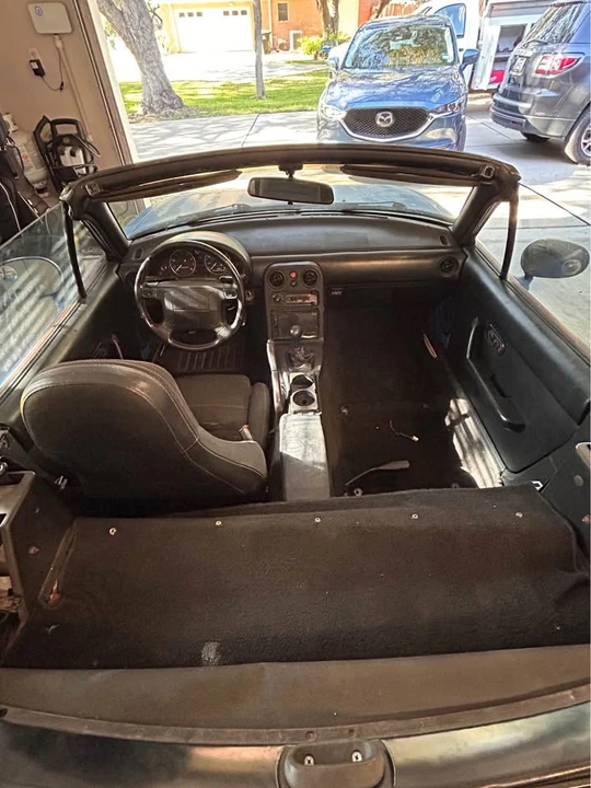 1992 Mazda NA MX-5 Miata - Image 6 of 8