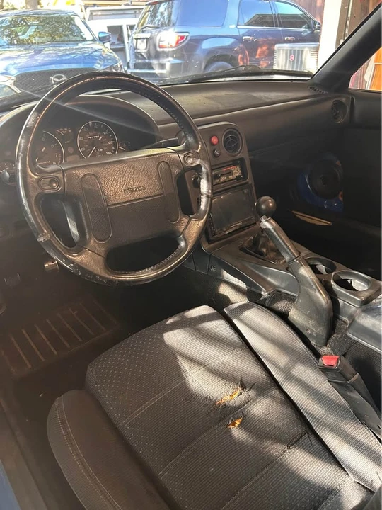 1992 Mazda NA MX-5 Miata - Image 5 of 8