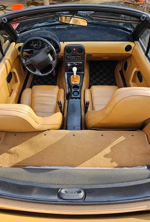 1992 Mazda NA MX-5 Miata - Image 6 of 8