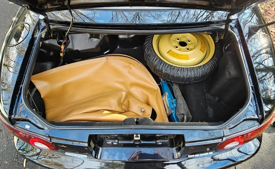 1992 Mazda NA MX-5 Miata - Image 5 of 8