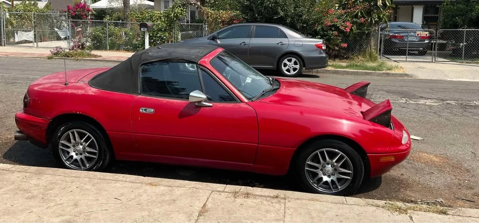 1992 Mazda NA MX-5 Miata - Image 4 of 5