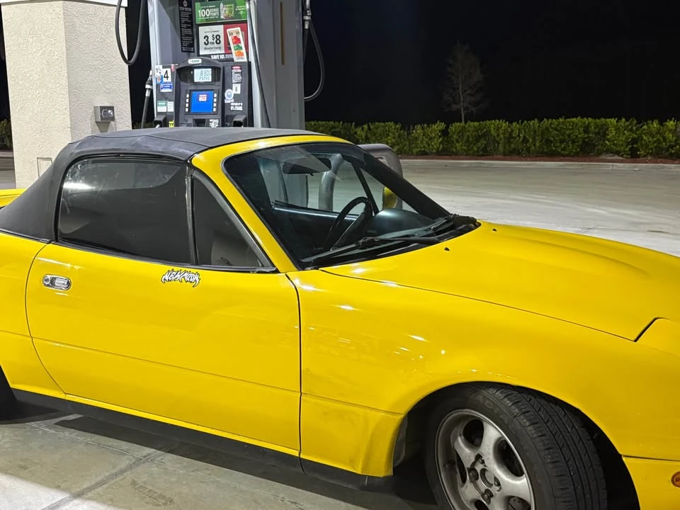 1992 Mazda NA MX-5 Miata - Image 5 of 11