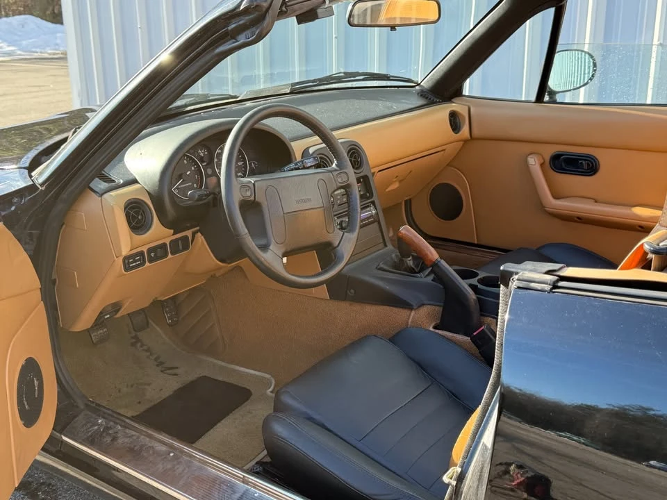 1992 Mazda NA MX-5 Miata - Image 7 of 20