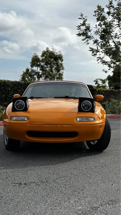 1992 Mazda NA MX-5 Miata - Image 2 of 8