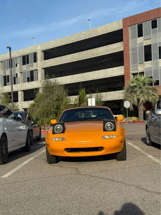 1992 Mazda NA MX-5 Miata - Image 6 of 8