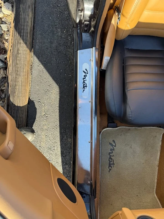 1992 Mazda NA MX-5 Miata - Image 16 of 20