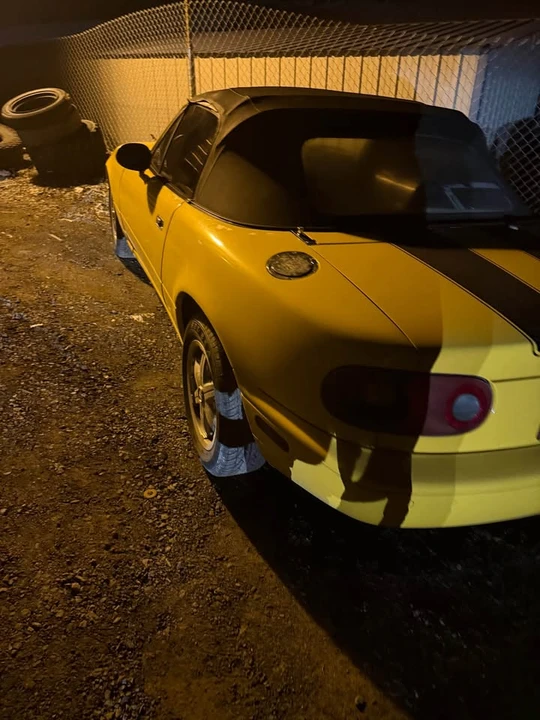 1992 Mazda NA MX-5 Miata - Image 6 of 6