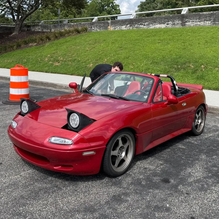 1992 Mazda NA MX-5 Miata - Image 2 of 12