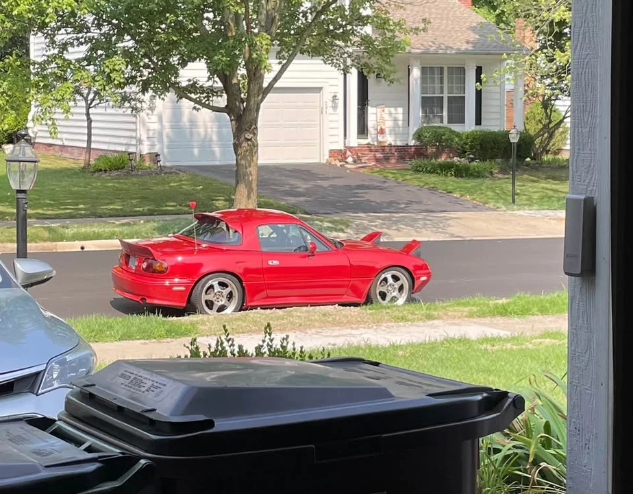 1992 Mazda NA MX-5 Miata - Image 5 of 12