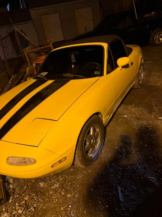 1992 Mazda NA MX-5 Miata - Image 5 of 6