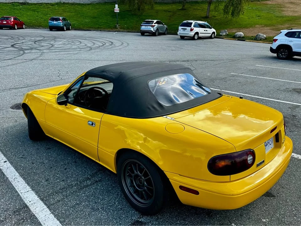 1992 Mazda NA MX-5 Miata - Image 8 of 11