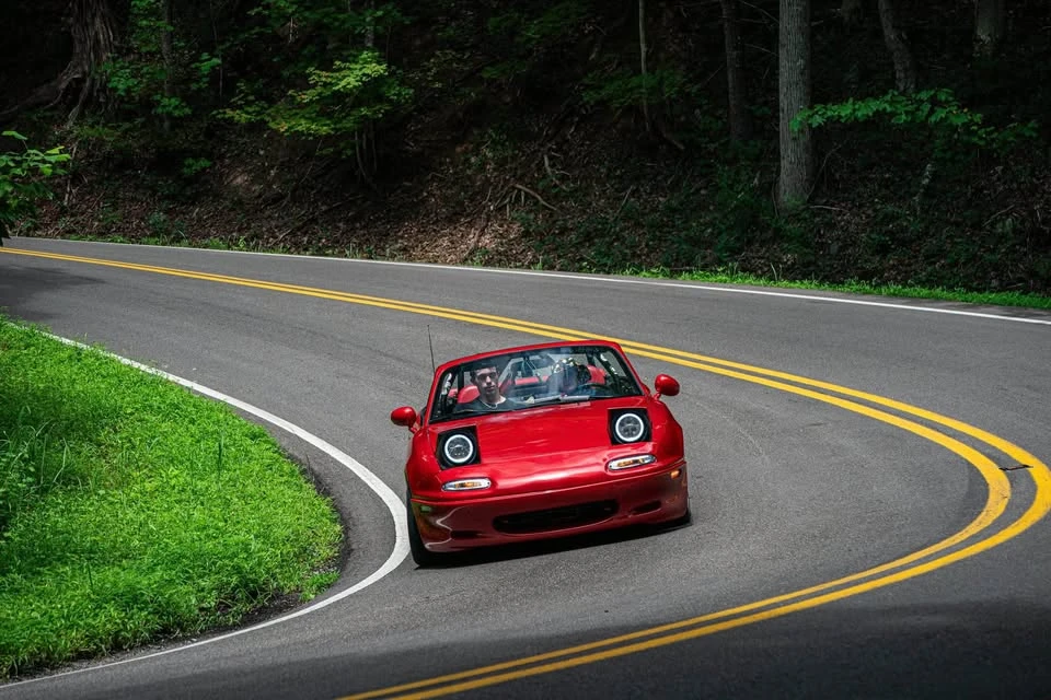 1992 Mazda NA MX-5 Miata - Image 3 of 12