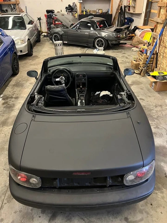 1992 Mazda NA MX-5 Miata - Image 7 of 9