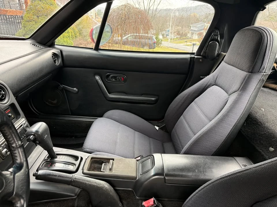 1992 Mazda NA MX-5 Miata - Image 5 of 8