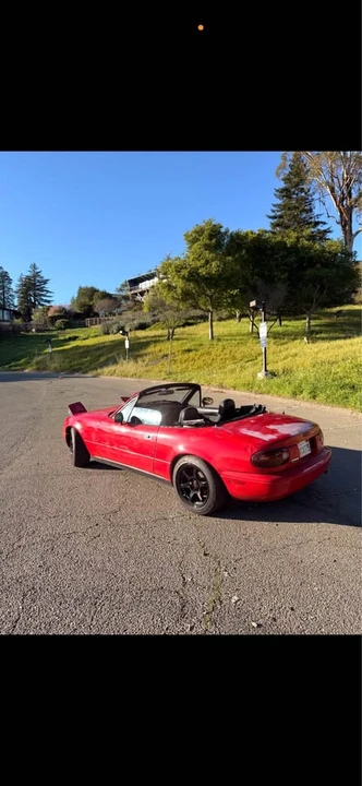 1992 Mazda NA MX-5 Miata - Image 2 of 3