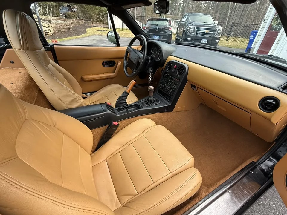 1992 Mazda NA MX-5 Miata - Image 5 of 15