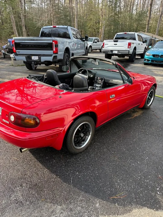 1992 Mazda NA MX-5 Miata - Image 2 of 9