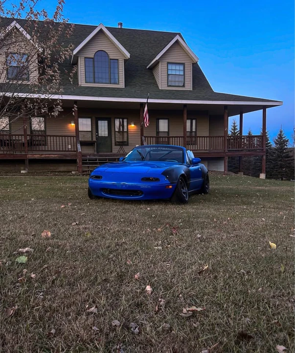 1992 Mazda NA MX-5 Miata - Image 2 of 12