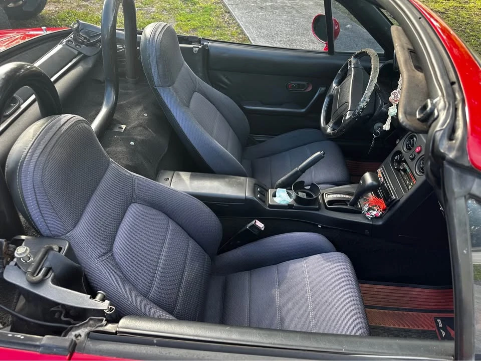 1992 Mazda NA MX-5 Miata - Image 6 of 9