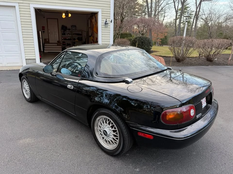 1992 Mazda NA MX-5 Miata - Image 2 of 15
