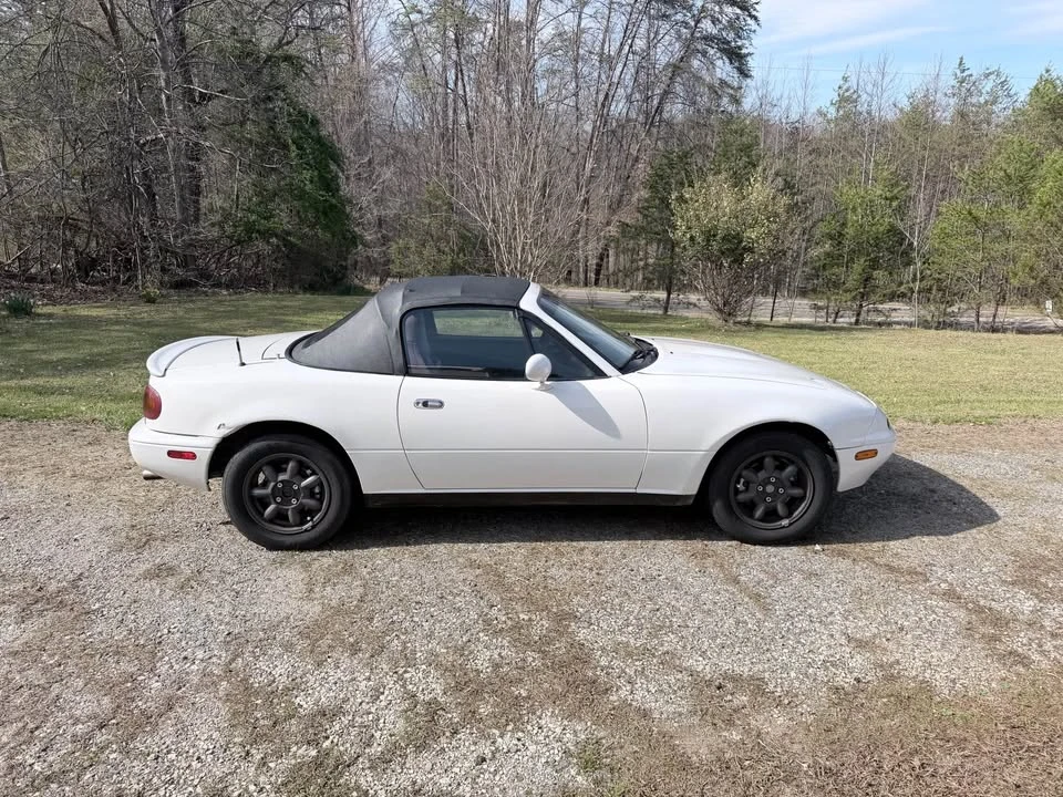 1992 Mazda NA MX-5 Miata - Image 11 of 11