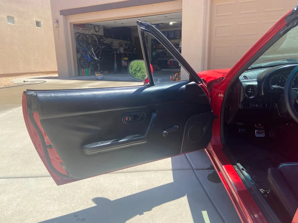 1992 Mazda NA MX-5 Miata - Image 8 of 9