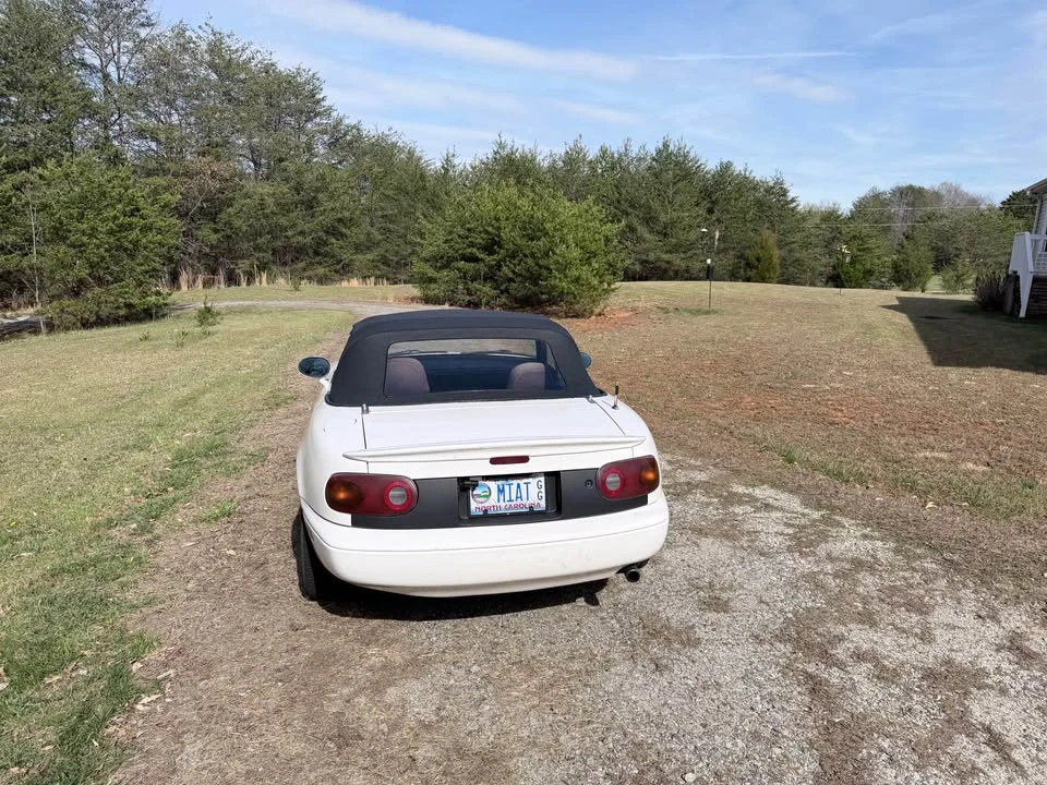 1992 Mazda NA MX-5 Miata - Image 9 of 11