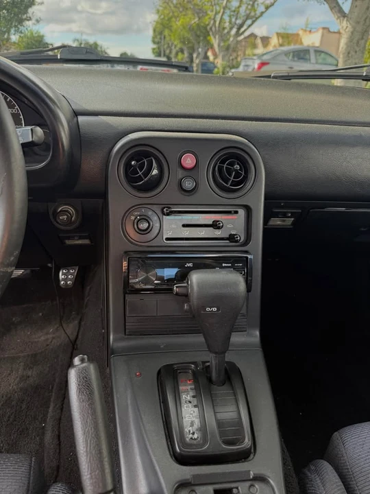 1992 Mazda NA MX-5 Miata - Image 11 of 13