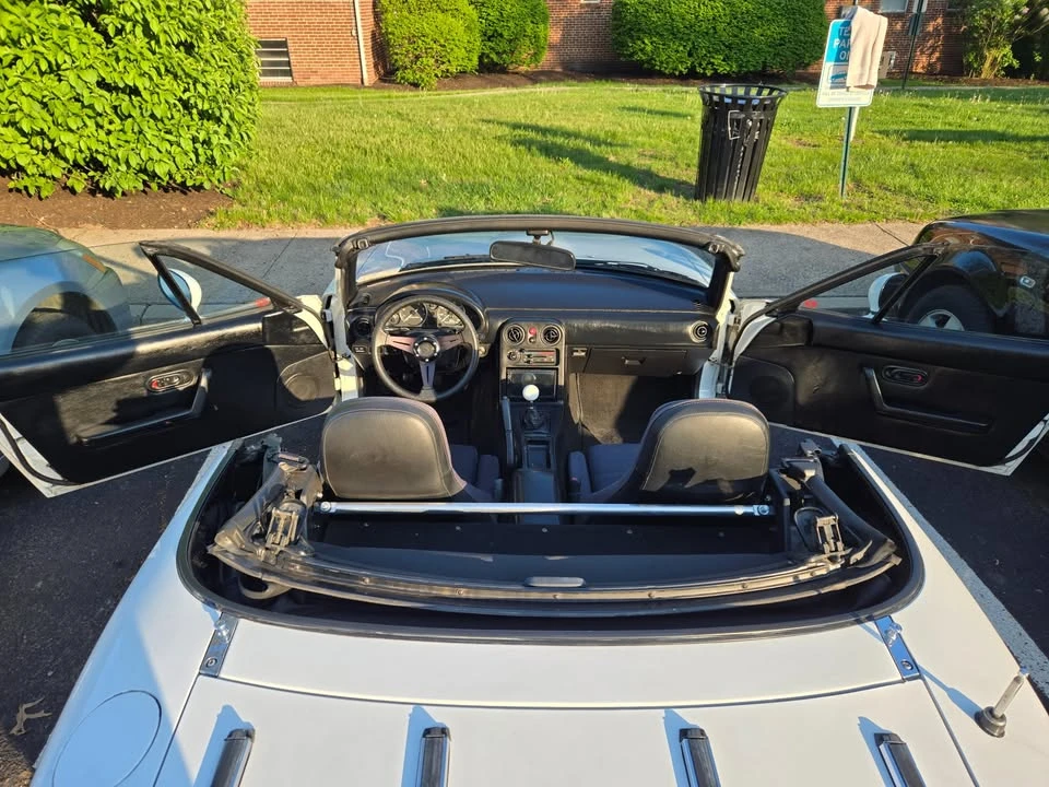 1992 Mazda NA MX-5 Miata - Image 3 of 7