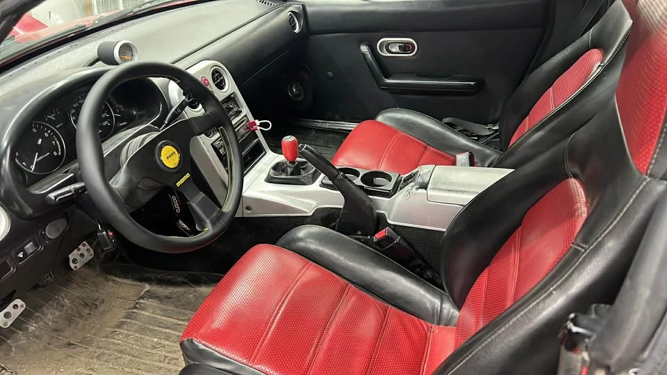 1992 Mazda NA MX-5 Miata - Image 13 of 14