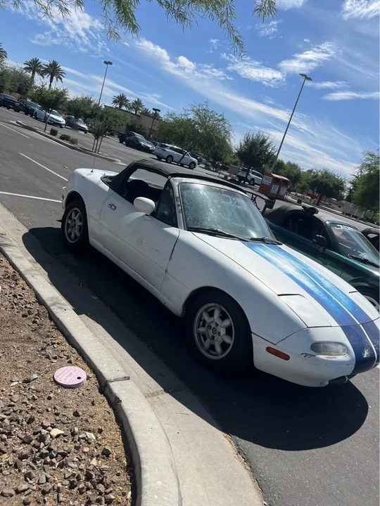 1992 Mazda NA MX-5 Miata - Image 2 of 8