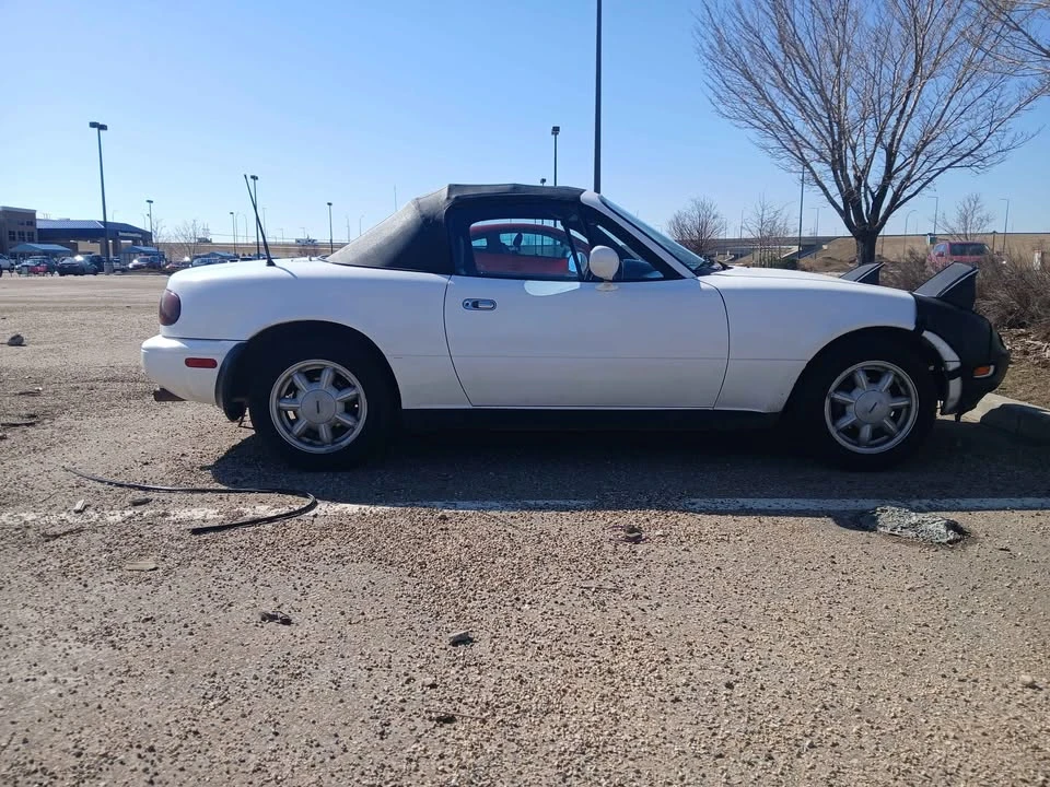 1992 Mazda NA MX-5 Miata - Image 4 of 9