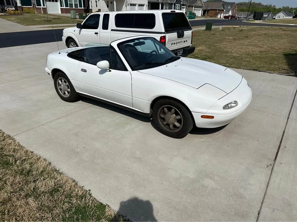 1992 Mazda NA MX-5 Miata - Image 8 of 11