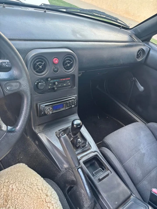 1992 Mazda NA MX-5 Miata - Image 9 of 13