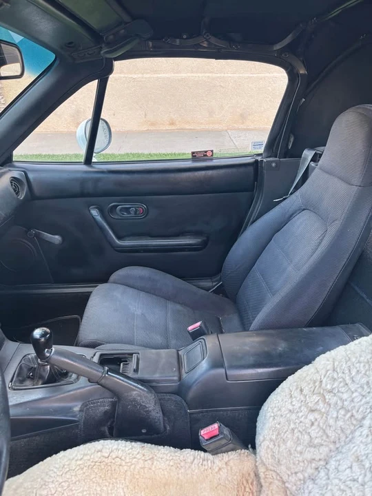 1992 Mazda NA MX-5 Miata - Image 10 of 13
