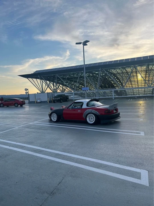 1992 Mazda NA MX-5 Miata - Image 6 of 7