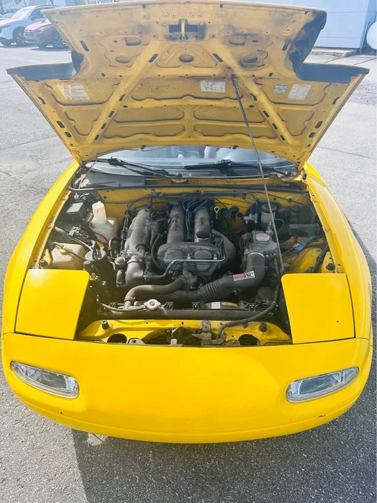 1992 Mazda NA MX-5 Miata - Image 4 of 12