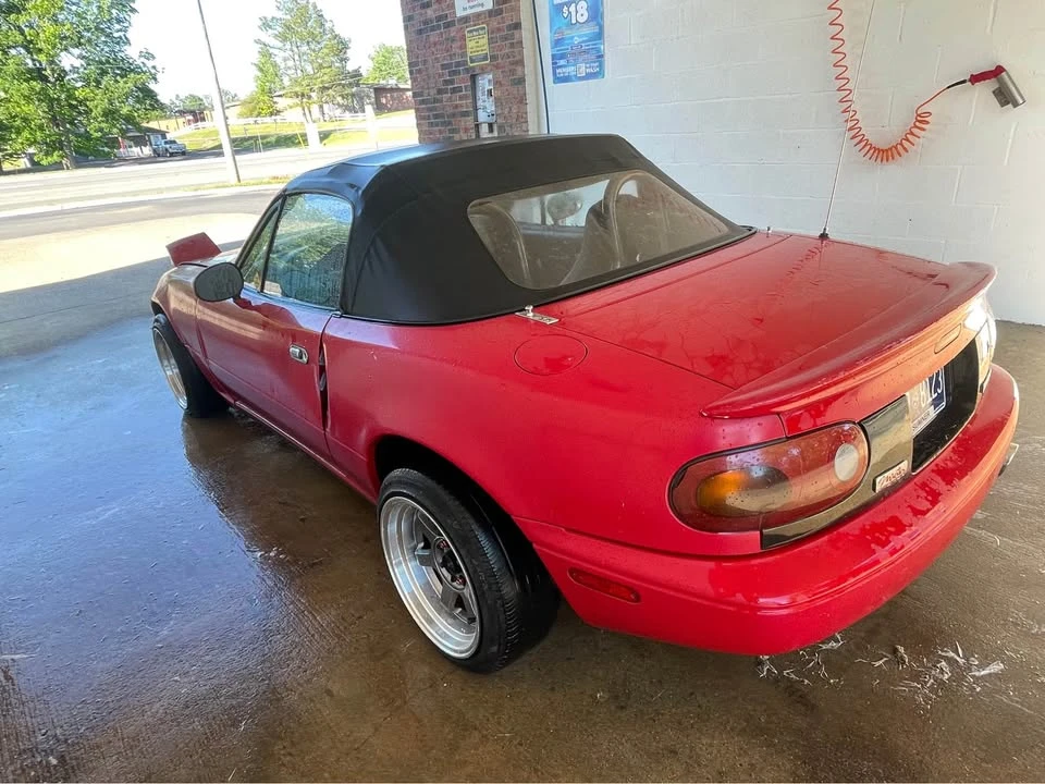 1992 Mazda NA MX-5 Miata - Image 6 of 10